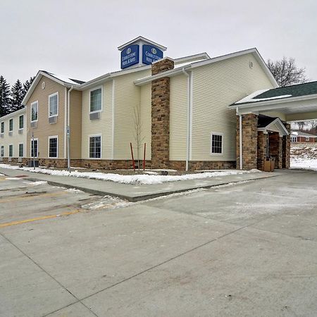 Cobblestone Hotel & Suites - Punxsutawney Exterior foto