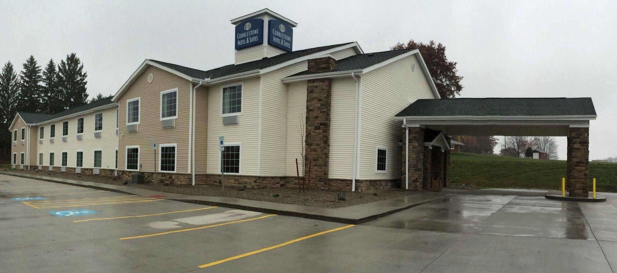 Cobblestone Hotel & Suites - Punxsutawney Exterior foto